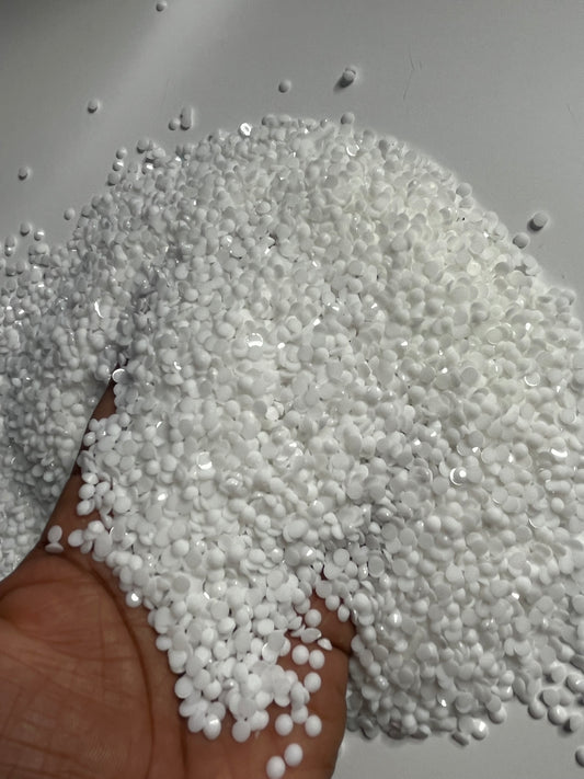 Solid White Resin Rhinestones 4mm